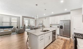 800 Dipper Ln 3, Aurora, OH 44202