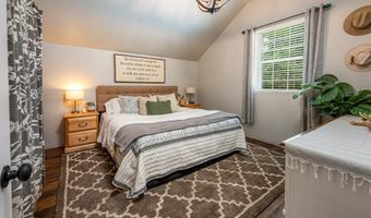 6002 MAIN St, Springfield, OR 97478