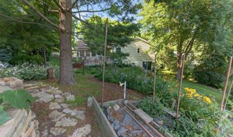 6809 Pilgrim Rd, Madison, WI 53711