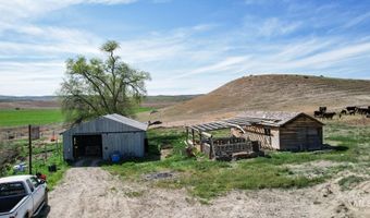 1547 Highway 201, Adrian, OR 97901