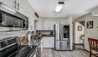 25 Arciel Dr, Albrightsville, PA 18210