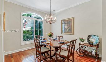 7 Greenwood Dr, Bluffton, SC 29910