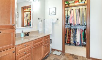 3 Linda Ln, Aberdeen, SD 57401