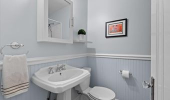2652 WOODLEY Pl NW, Washington, DC 20008