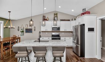 4116 NW Applewood St, Ankeny, IA 50023