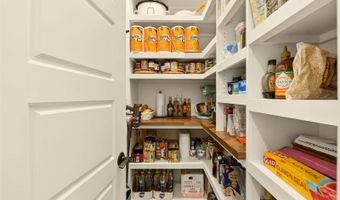6951 CRESTPOINT Dr, Apollo Beach, FL 33572