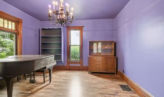 519 W Main St, Ashland, OH 44805