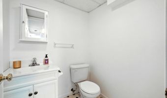 102 Chaudoin Dr, Angola, IN 46703