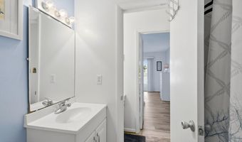 201 Freeman Ln A, Atlantic Beach, NC 28512