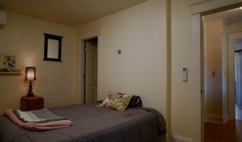 42 Thirteenth St, Bangor, ME 04401