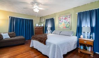 63 Starr St, Johnston, RI 02919