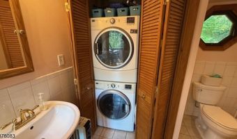 109 Vista Dr, Alloway, NJ 07422