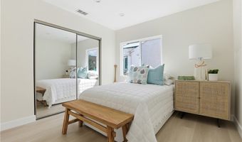 6200 W 77th St, Los Angeles, CA 90045