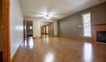 711 E Chubb St, Algona, IA 50511