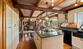 14259 Sunburst Dr, Bigfork, MT 59911