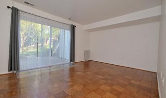 656 AZALEA Dr 4-656, Rockville, MD 20850