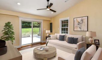 5523 HALWIS St, Alexandria, VA 22303