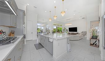 1016 SIGNET Loop, Apollo Beach, FL 33572