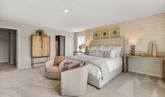 1768 S Port Dr, Antioch, IL 60002