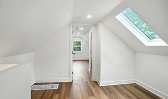 1542 Glen Parker Ave, Cincinnati, OH 45223