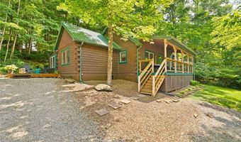 10563 Deer Dr, Birdseye, IN 47513