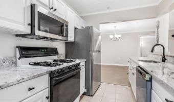 653 BURTONS COVE Way #1, Annapolis, MD 21401