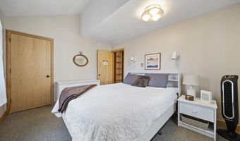 15 Goose Hollow Rd, Campton, NH 03223