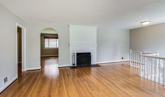 8617 LYNBROOK Dr, Bethesda, MD 20814