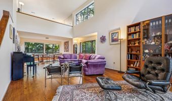 9305 FRIARS Rd, Bethesda, MD 20817