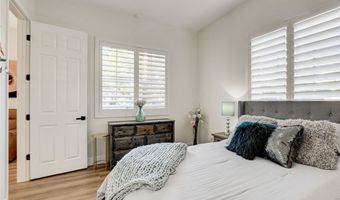 11251 La Madre Ridge Dr, Las Vegas, NV 89135