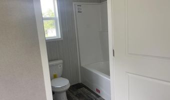 46 Bennington Dr, Berlin, VT 05602