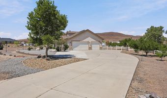 680 Buckskin Dr, Fernley, NV 89408