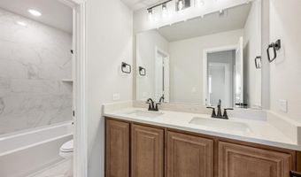 1044 Snowy Owl Dr, Alvarado, TX 76009