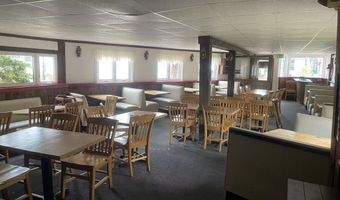 517 Main St, Barnstable, MA 02601