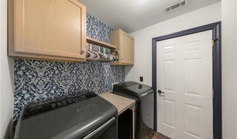 3 Rhonda Ln, Bella Vista, AR 72715