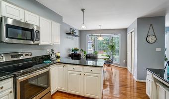 6552 KELSEY POINT Cir, Alexandria, VA 22315