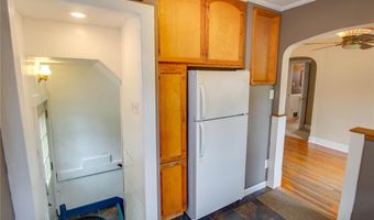 3116 Burton St, Alton, IL 62002