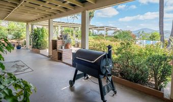7945 Shadow Hill Dr, La Mesa, CA 91941