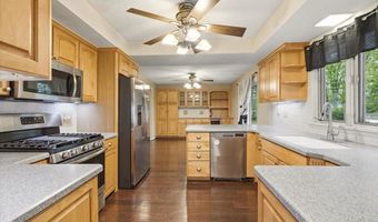 1062 Shady Ln, Ashland, OH 44805