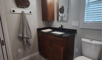 110 Cottage Brook Cir, Anderson, MO 64831