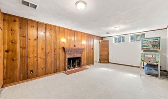 1011 Midway Dr, Auburn, IN 46706