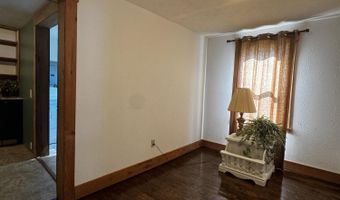 713 E Benton Ave, Ava, MO 65608