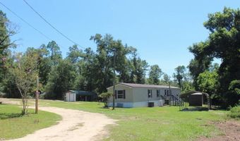 188 Compass Lake Dr, Alford, FL 32420