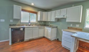 302 1st St, Benton City, WA 99320