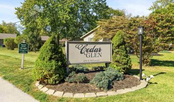 271 N McClellan St 105, Auburn, IN 46706