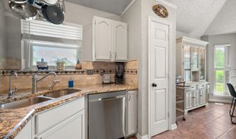 400 Rolling Hills Dr, Aledo, TX 76008
