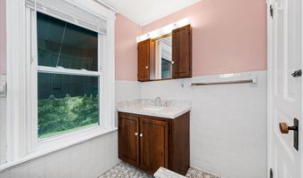 1101 YORKLYN Rd, Hockessin, DE 19707