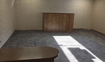 111 N Hall St, Algona, IA 50511