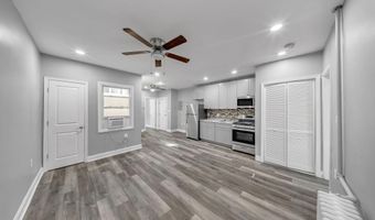 1614 R St SE, Washington, DC 20020