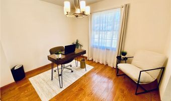 869 MOSS CANYON Dr, Amherst, OH 44001